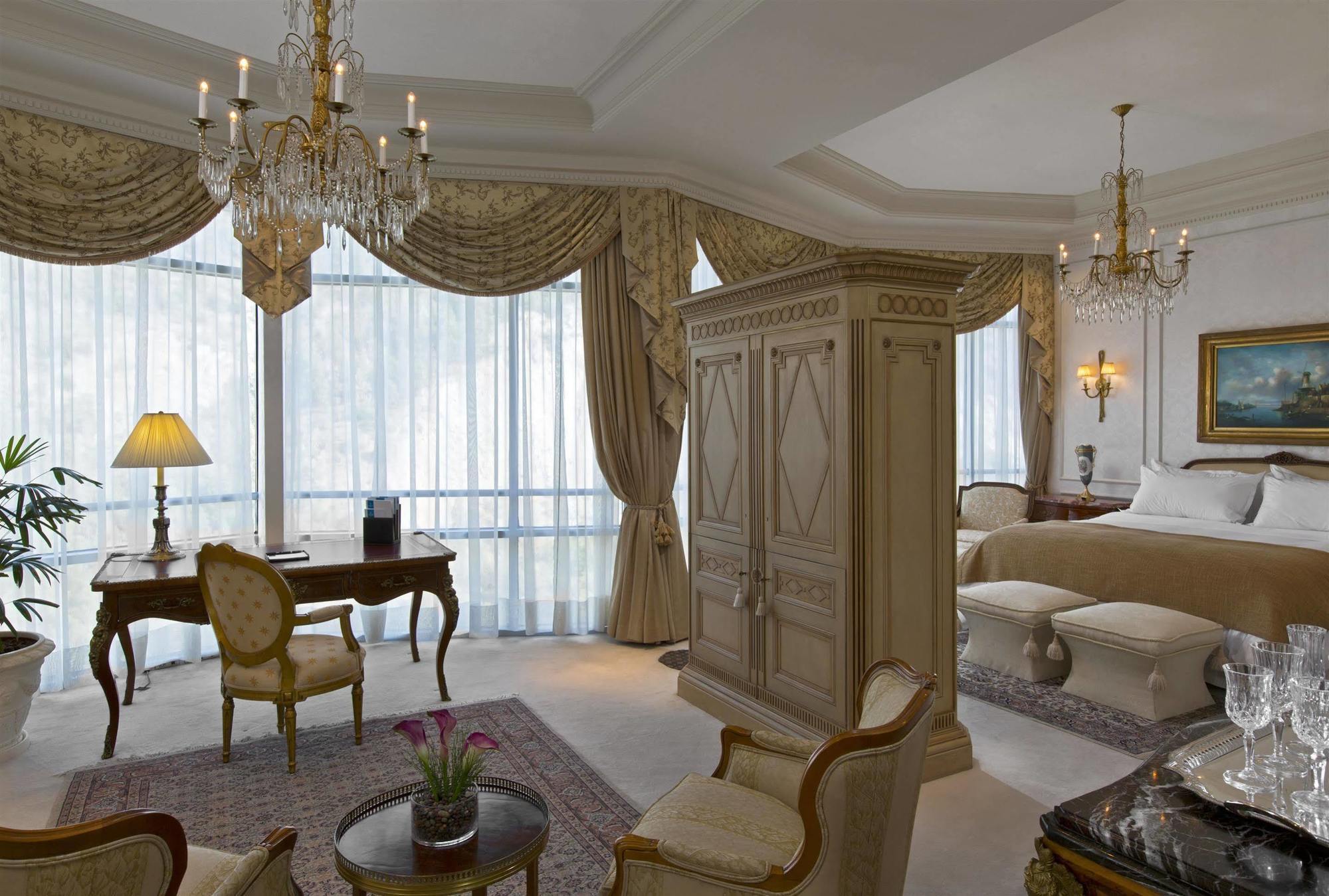 San Cristobal Tower - A Luxury Collection Hotel Сантяго Екстериор снимка
